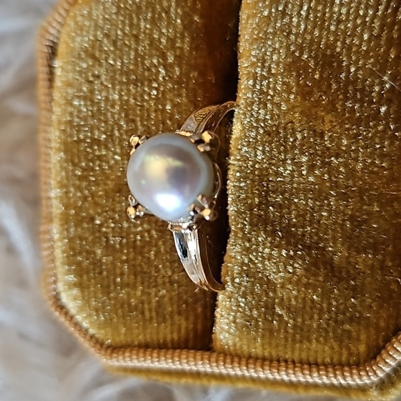 Vintage 1940s Cultured Pearl Ring 14K Yellow Gold Solitaire Setting Orga… - Picture 6 of 11